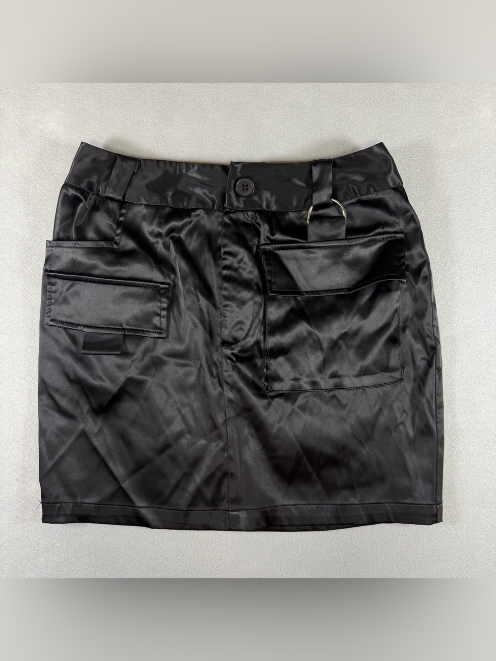 Hera collection women’s Black Satin Utility Pocket Mini Skirt size small
